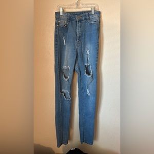 2/$14🤎 ripped jeans